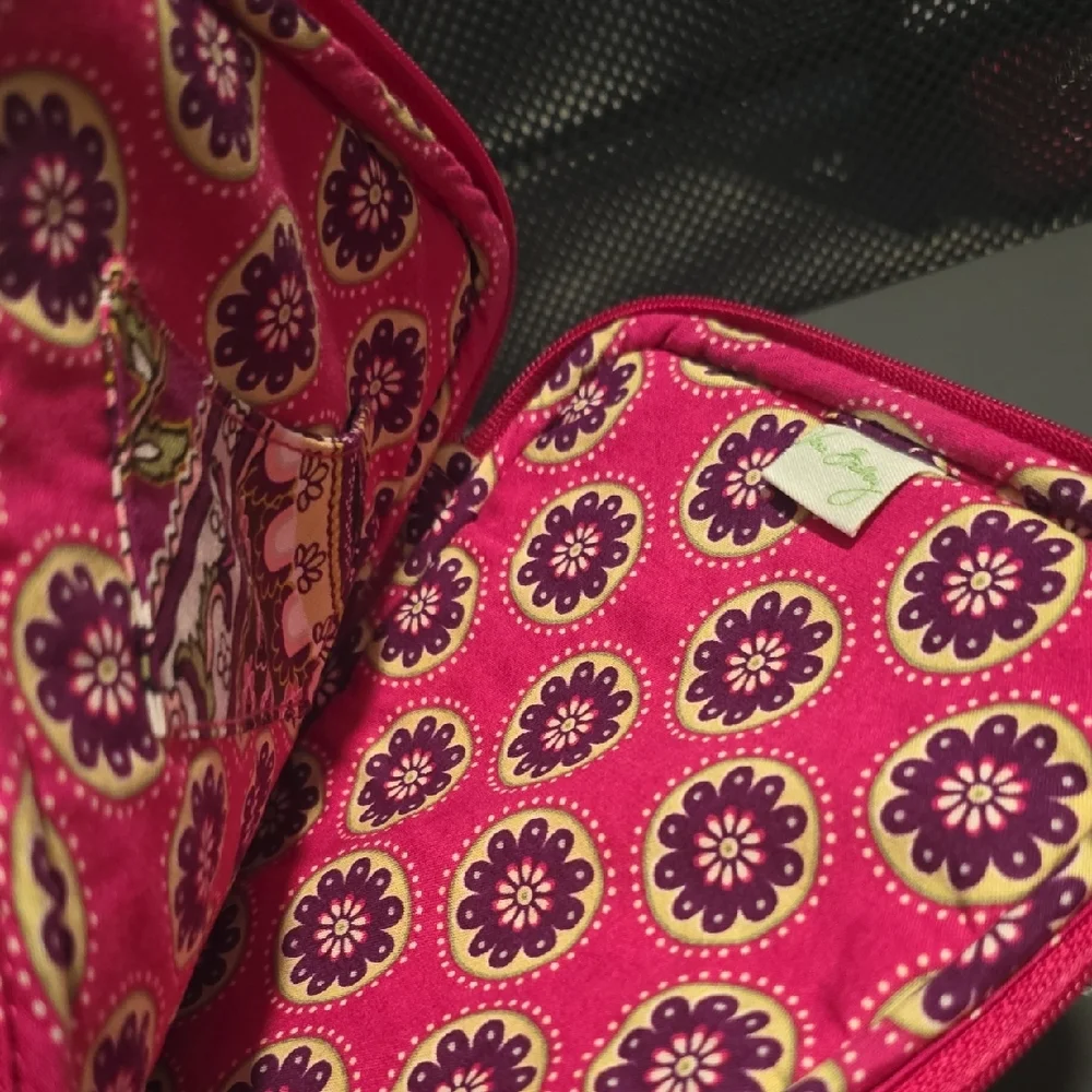 Vera Bradley Tablet Cover (Safari Sunset)